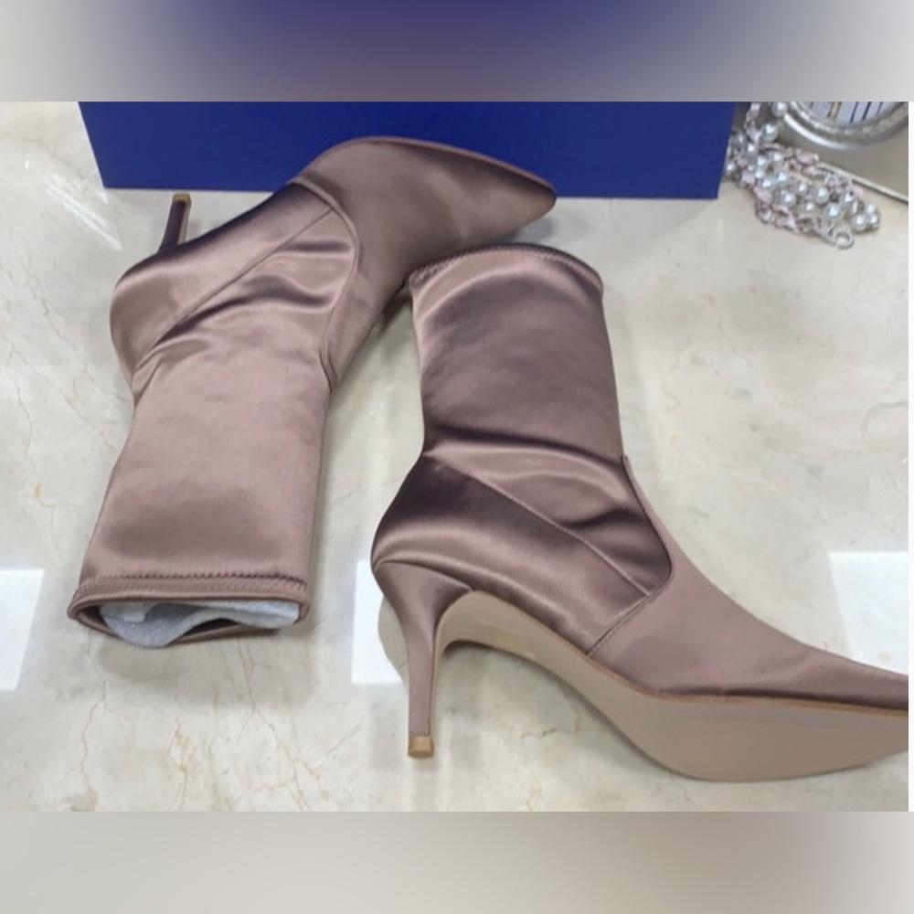 STUART WEITZMAN SATIN STRETCHY BOOTS IN OLD ROSE MADE IN SPAIN